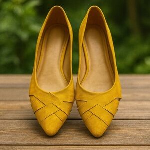 a.n.a Women's Yellow Flats💛💎